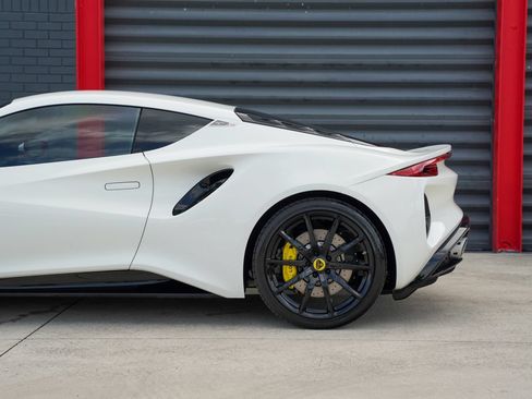 Used 2025 Lotus Emira RWD image 14