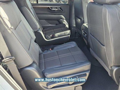 Used 2026 Chevrolet Tahoe High Country AWD/4WD image 15