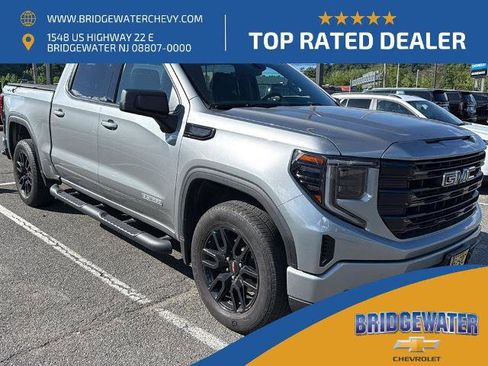Used 2023 GMC Sierra 1500 Elevation AWD/4WD image 1