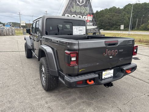 New 2025 Jeep Gladiator Mojave image 5