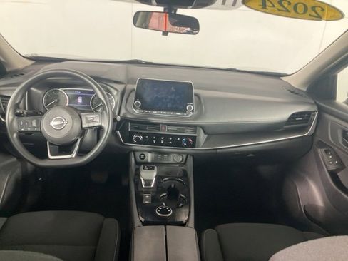 Used 2024 Nissan Rogue S image 16