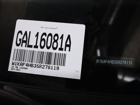 Used 2025 Mercedes-Benz C 300 4MATIC Sedan image 66
