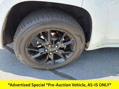 Used 2016 Jeep Grand Cherokee Summit w/ Platinum Series Group image 4