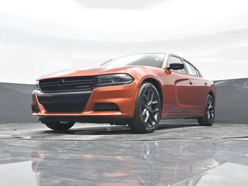 Used 2022 Dodge Charger SXT w/ Blacktop Package RWD image 35
