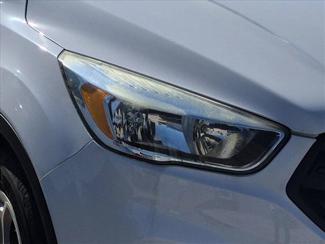 Used 2017 Ford Escape S FWD image 4