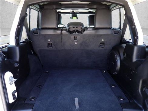 Used 2020 Jeep Wrangler Unlimited Rubicon AWD/4WD image 8