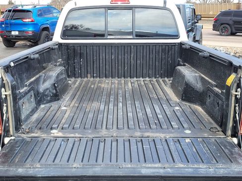 Used 2014 Toyota Tacoma Base V6 image 26