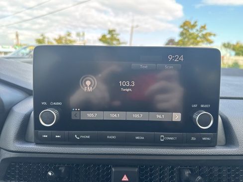 Certified 2023 Honda CR-V EX image 32