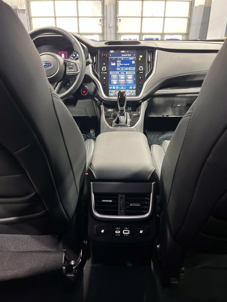 Certified 2025 Subaru Outback Touring AWD/4WD image 31