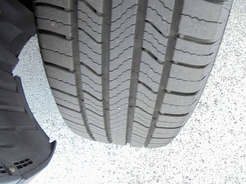 Used 2018 Honda CR-V EX-L image 5