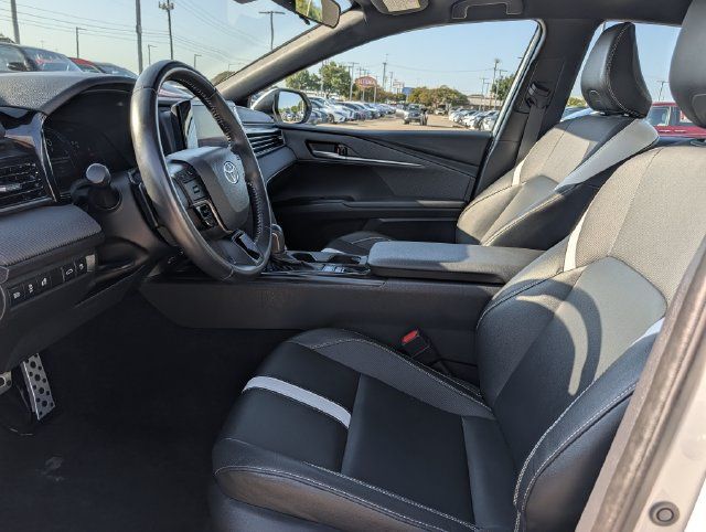Used 2025 Toyota Camry SE FWD image 26