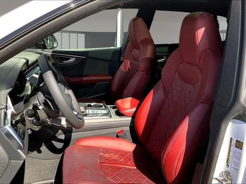 Used 2024 Audi SQ8 Premium Plus w/ Executive Package image 21