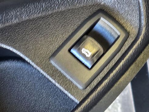 Used 2022 BMW 430i Coupe w/ Premium Package 2 RWD image 34