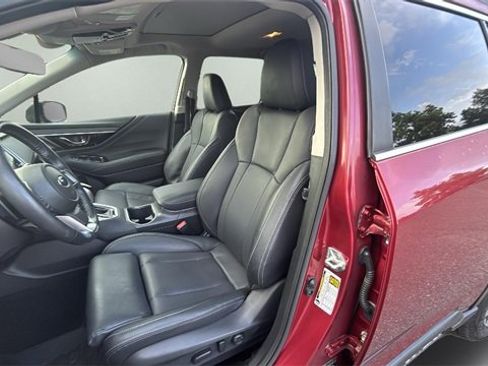 Used 2022 Subaru Outback Limited image 15
