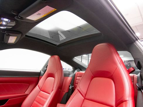 Used 2022 Porsche 911 Turbo AWD/4WD image 14