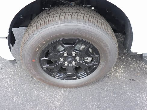 Used 2025 Ford F150 Lightning XLT image 8