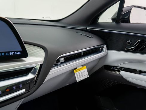 New 2026 Cadillac Lyriq Luxury image 26