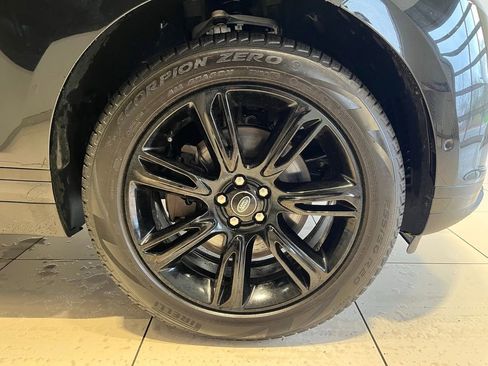 Used 2021 Land Rover Range Rover Velar S AWD/4WD image 18