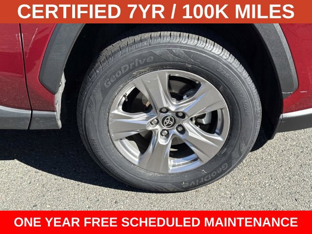 Used 2024 Toyota RAV4 XLE w/ Convenience Package AWD/4WD image 7