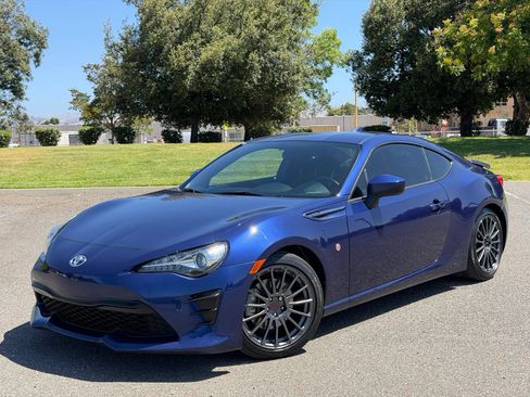 Used 2017 Toyota 86 RWD image 1