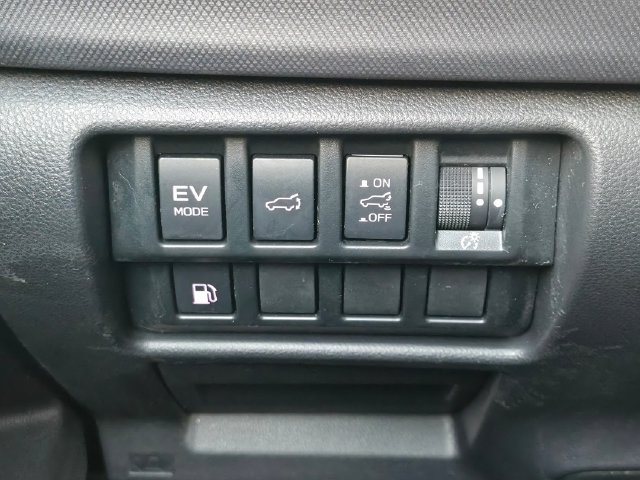 Used 2025 Subaru Forester Touring AWD/4WD image 18