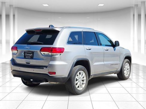 Certified 2021 Jeep Grand Cherokee Laredo AWD/4WD image 3