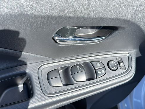 Certified 2025 Nissan Versa SV w/ Trunk Package FWD image 7
