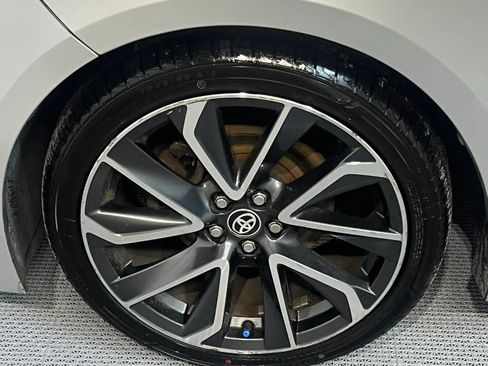 Used 2020 Toyota Corolla SE FWD image 9