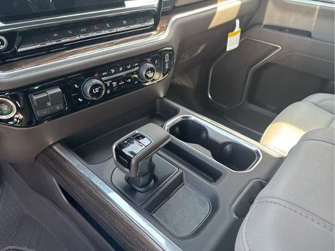 New 2025 Chevrolet Silverado 1500 LT w/ Leather Package image 28