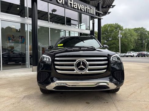 Certified 2025 Mercedes-Benz GLS 450 4MATIC image 3