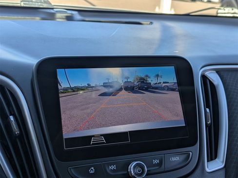 Used 2023 Chevrolet Malibu LT image 29