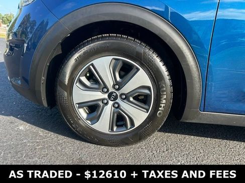 Used 2019 Kia Niro LX FWD image 9