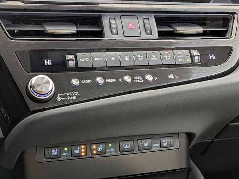 Certified 2024 Lexus ES 350 Luxury w/ Technology Package image 25