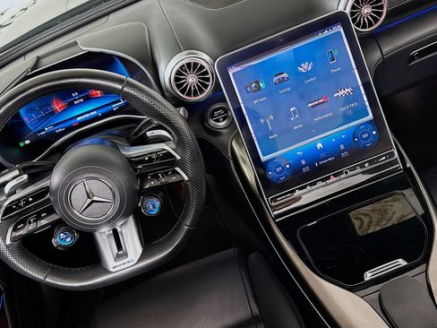 Used 2022 Mercedes-Benz SL 55 AMG 4MATIC image 23
