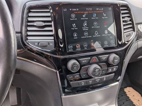 Used 2021 Jeep Grand Cherokee Trailhawk w/ Trailhawk Luxury Group AWD/4WD image 12