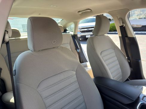 Used 2018 Ford Fusion S image 23