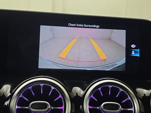 Used 2021 Mercedes-Benz GLA 250 GLA 250 image 18