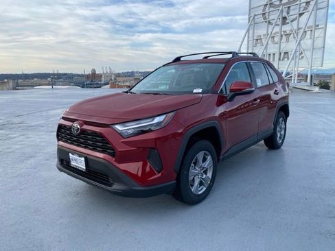 New 2025 Toyota RAV4 XLE image 5