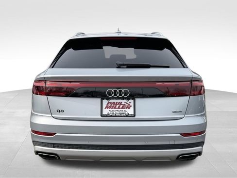 Used 2025 Audi Q8 Premium w/ Convenience Package AWD/4WD image 7