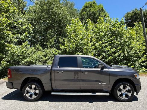 Used 2023 RAM 1500 Laramie AWD/4WD image 5