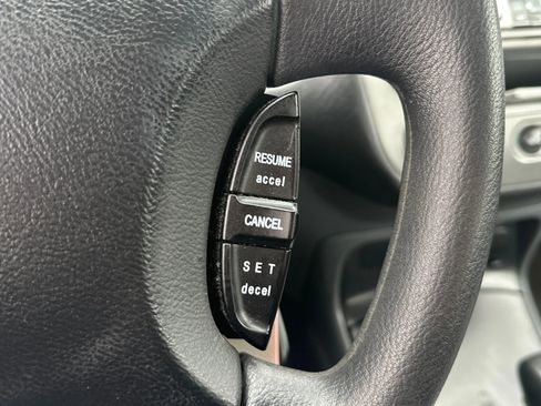 Used 2005 Honda Civic Hybrid Sedan image 28