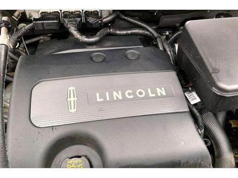 Used 2011 Lincoln MKX 2WD w/ 102A Rapid Spec Order Code image 34