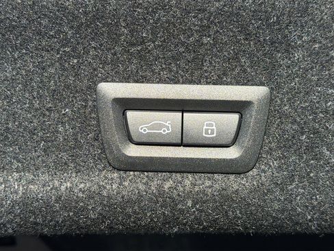 New 2026 BMW 330i xDrive Sedan w/ M Sport Package image 13