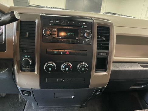 Used 2012 RAM 1500 Express w/ ST Popular Equipment Group AWD/4WD image 21