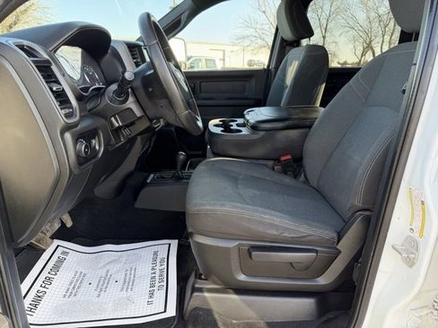 Used 2024 RAM 2500 Tradesman w/ Chrome Appearance Group image 16