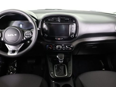 Used 2024 Kia Soul LX w/ Option Group 015 FWD image 33