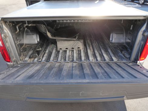 Used 2022 Chevrolet Silverado 1500 Custom w/ Safety Confidence Package image 18