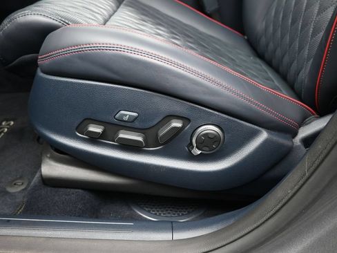 Used 2024 Genesis GV70 3.5T Sport w/ Sport Advanced Package AWD/4WD image 11
