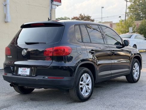 Used 2013 Volkswagen Tiguan S FWD image 8
