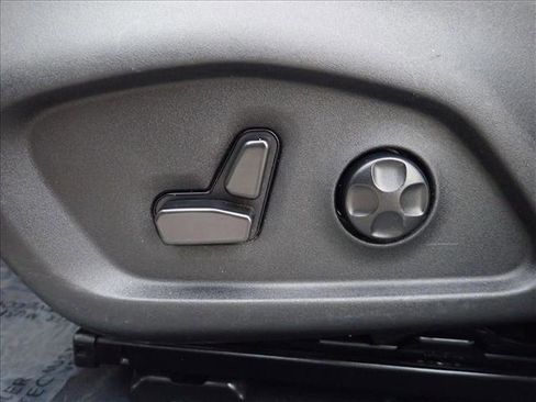 Used 2021 Jeep Compass Limited image 12